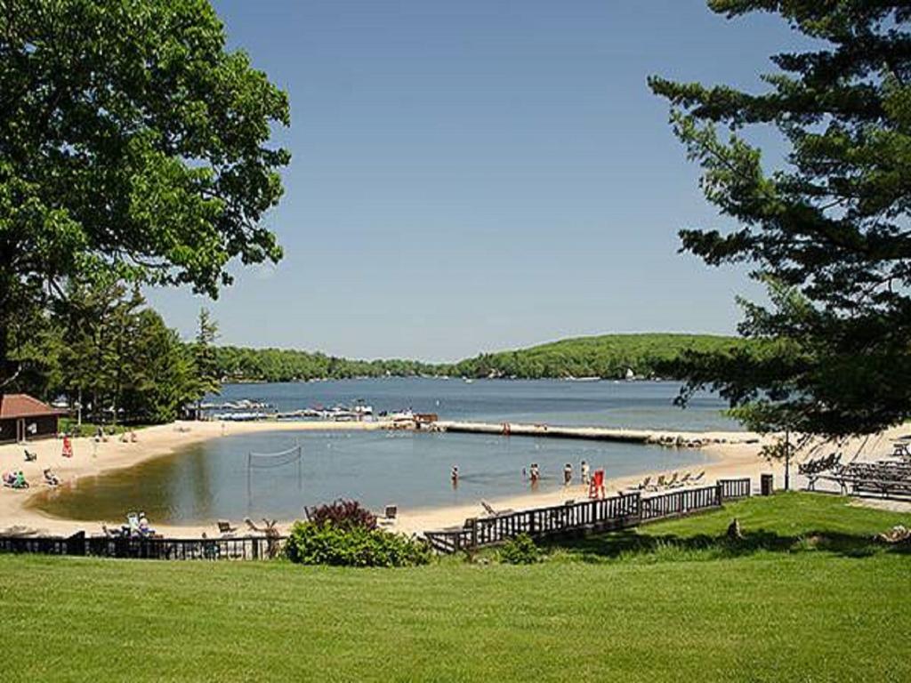 Split Rock Resort Lake Harmony Luaran gambar